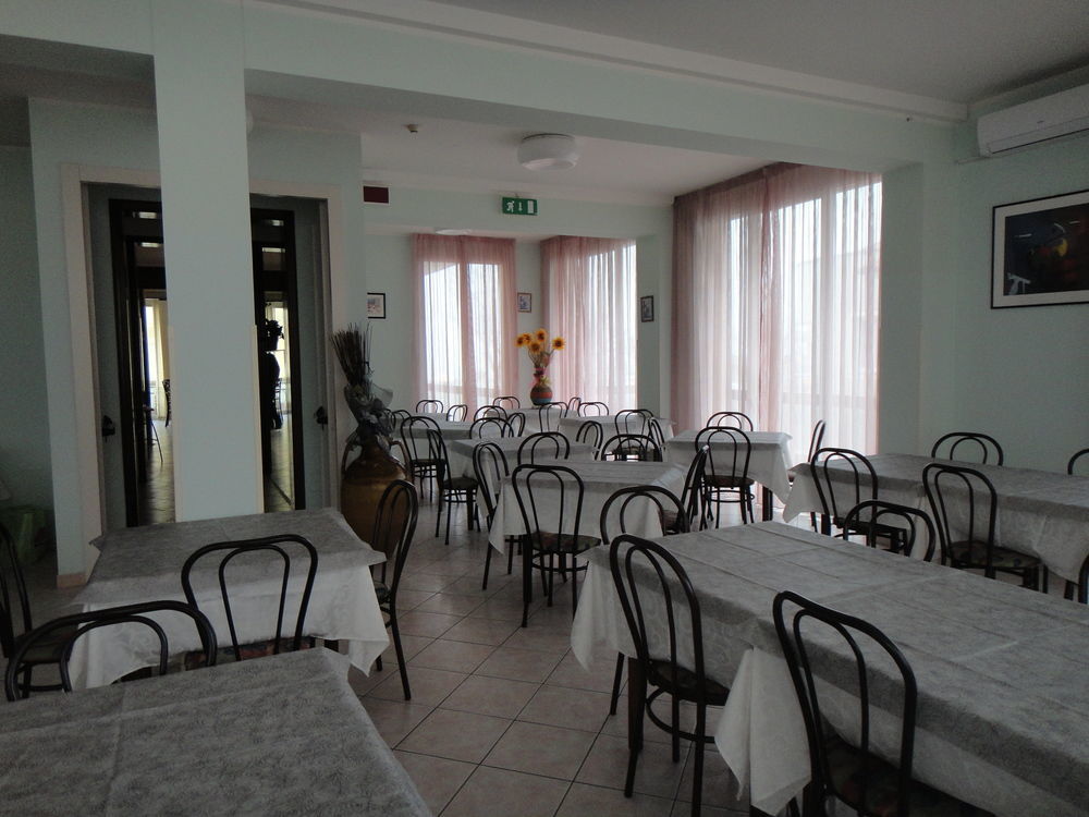 Hotel Acapulco Viserbella di Rimini Exterior photo